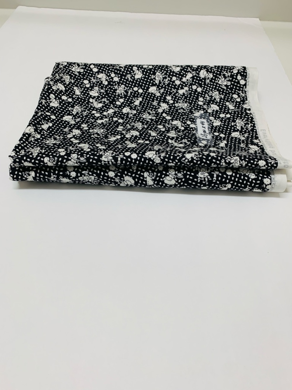 RJR Fabrics 1930s Repro Children’s Print Black & White Cotton Quilt Fabric - Picture 7 of 7
